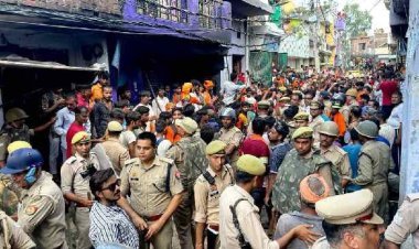 यूपी के बरेली में कावड़ियों के जत्थे पर पथराव, छावनी बना इलाका