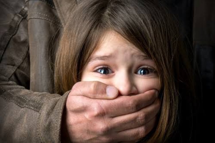 Hapur : कोतवाली नगर पुलिस की सतर्कता से बची 4 वर्षीय मासूम बच्ची की जान , अपहरणकर्ता दबोचा