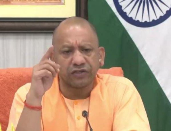 यूपी के मजदूरों को सीएम योगी का बड़ा तोहफा: नोएडा में सबसे ज्यादा बढ़ी सैलरी, जानें अब कितनी मिलेगी मजदूरी